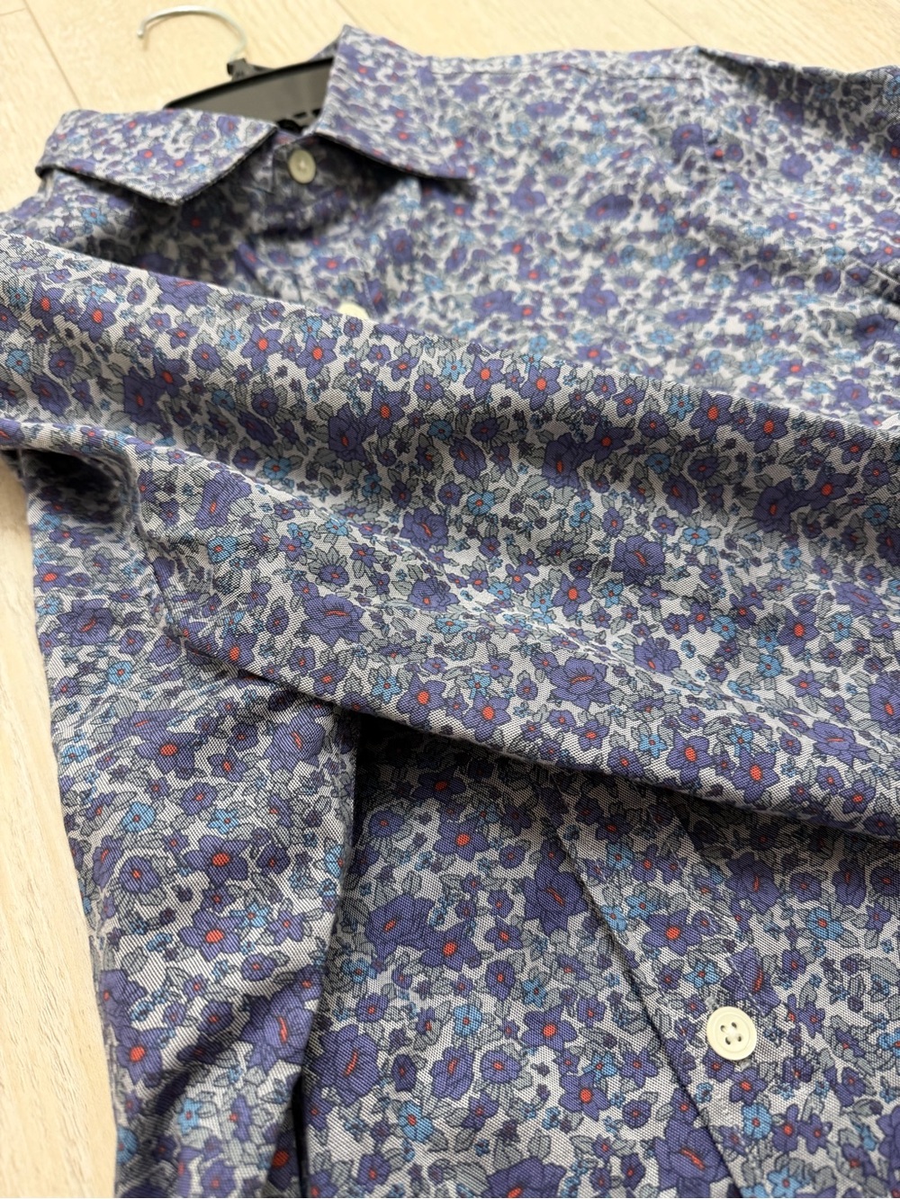 Men's Bloomingdale’s Navy Floral Button-Up Shirt - Small - Picture 6 of 7